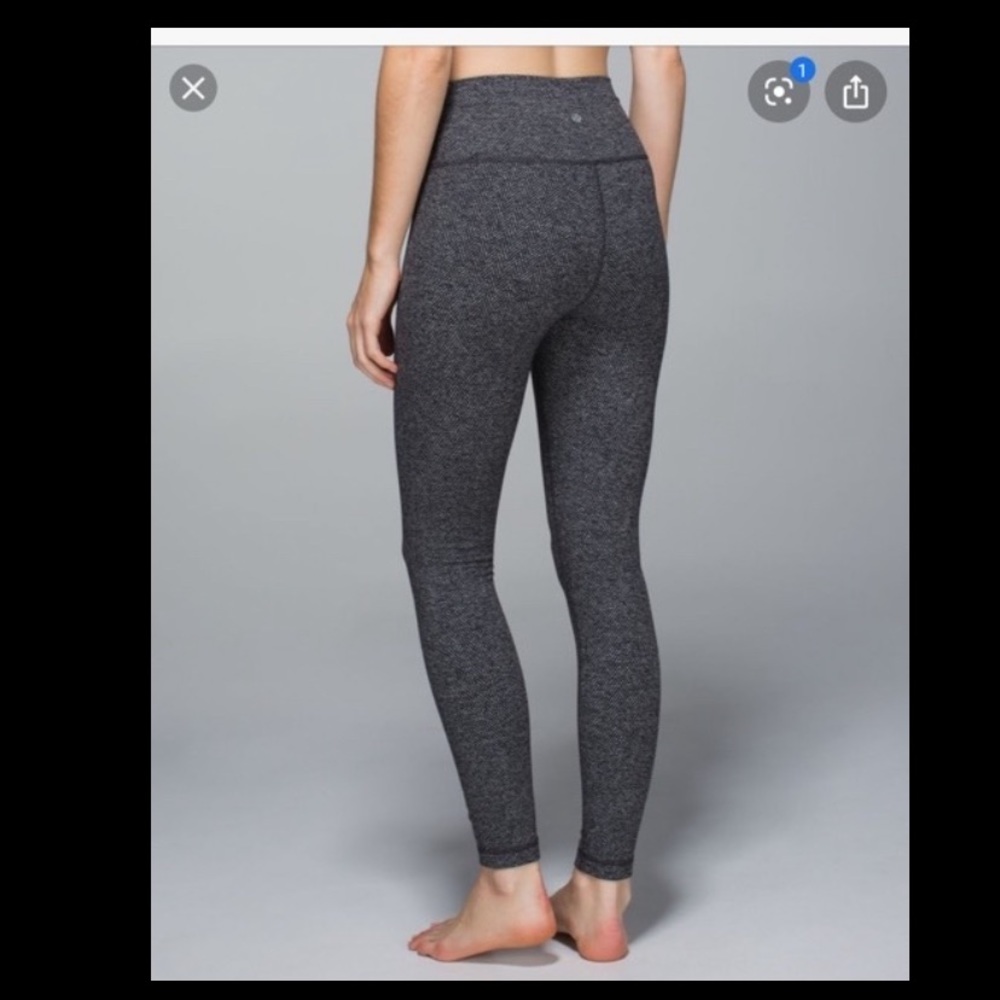 Lululemon Gray Herringbone Leggings